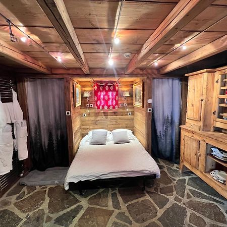 שאמוני Hotel Les Chalets De Philippe Avec Jacuzzis Privatifs מראה חיצוני תמונה
