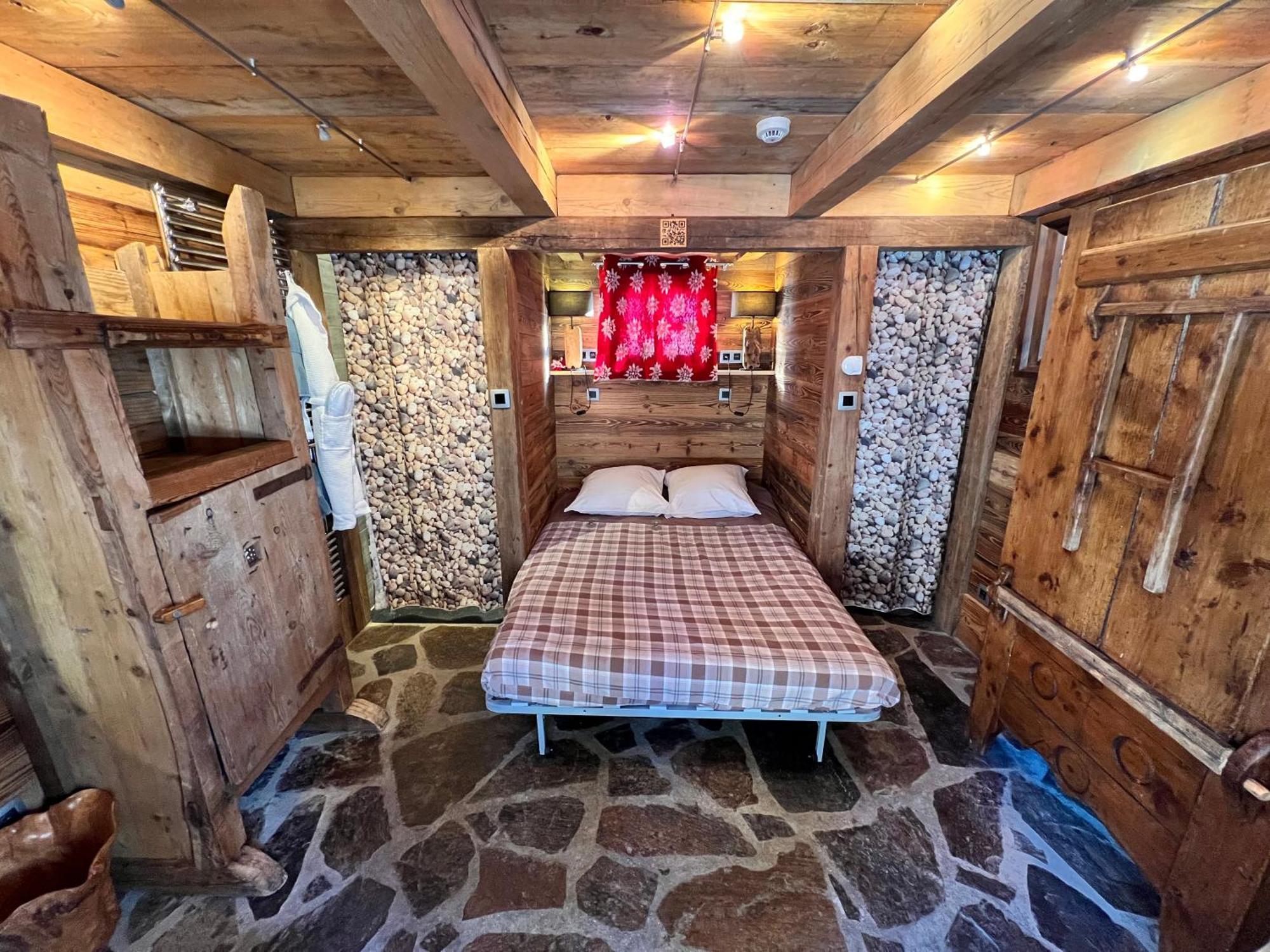 שאמוני Hotel Les Chalets De Philippe Avec Jacuzzis Privatifs מראה חיצוני תמונה